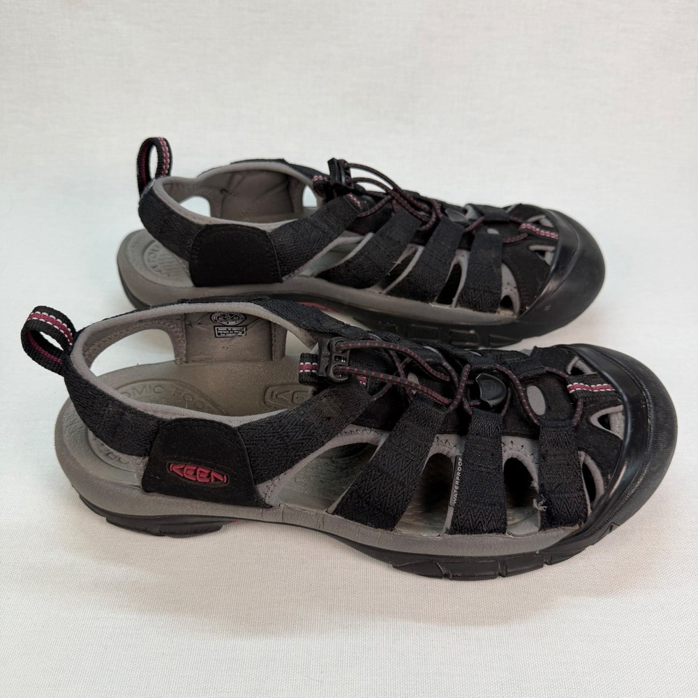KEEN Newport H2 Sandals Womens 11 Black Waterproof Outdoor Hiking Washable Shoes